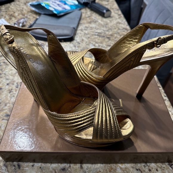 Authentic Gucci Gold Platform High Heels Like New - Picture 1 of 6